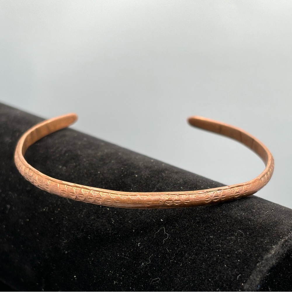 Textured Copper Bangle Bracelet - image 1